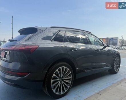 Ауди E-Tron, объемом двигателя 0 л и пробегом 106 тыс. км за 29900 $, фото 9 на Automoto.ua
