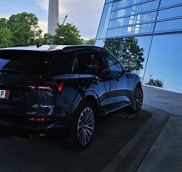 Ауди E-Tron, объемом двигателя 0 л и пробегом 75 тыс. км за 29800 $, фото 15 на Automoto.ua