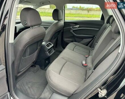 Ауді E-Tron, об'ємом двигуна 0 л та пробігом 133 тис. км за 25450 $, фото 24 на Automoto.ua