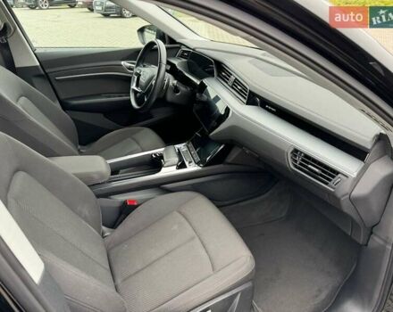 Ауді E-Tron, об'ємом двигуна 0 л та пробігом 133 тис. км за 25450 $, фото 15 на Automoto.ua