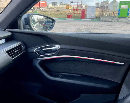 Ауди E-Tron, объемом двигателя 0 л и пробегом 67 тыс. км за 34999 $, фото 44 на Automoto.ua