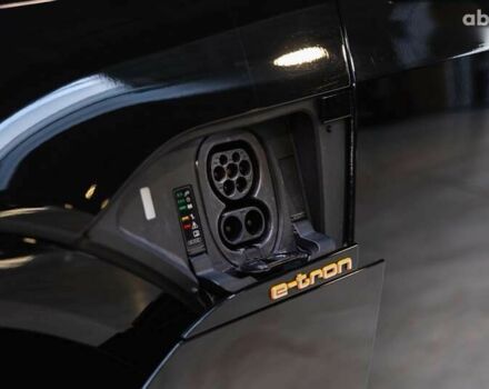 Ауди E-Tron, объемом двигателя 0 л и пробегом 133 тыс. км за 28200 $, фото 13 на Automoto.ua