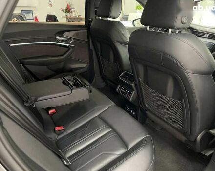 Ауди E-Tron, объемом двигателя 0 л и пробегом 138 тыс. км за 34500 $, фото 24 на Automoto.ua