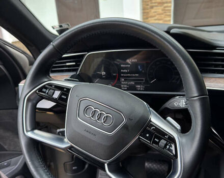 Ауди E-Tron, объемом двигателя 0 л и пробегом 18 тыс. км за 39590 $, фото 11 на Automoto.ua