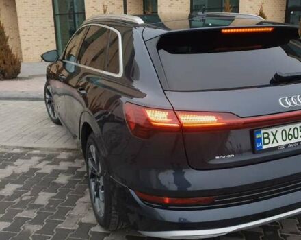 Ауди E-Tron, объемом двигателя 0 л и пробегом 15 тыс. км за 47200 $, фото 14 на Automoto.ua