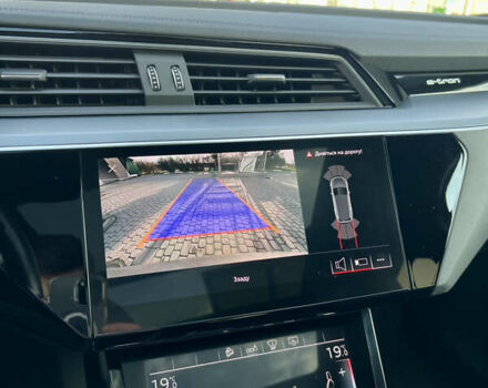 Ауди E-Tron, объемом двигателя 0 л и пробегом 67 тыс. км за 34999 $, фото 2 на Automoto.ua