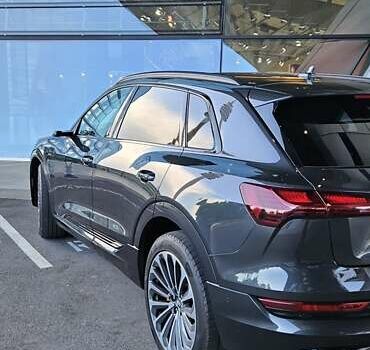 Ауди E-Tron, объемом двигателя 0 л и пробегом 75 тыс. км за 29800 $, фото 12 на Automoto.ua