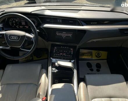 Ауди E-Tron, объемом двигателя 0 л и пробегом 165 тыс. км за 29800 $, фото 8 на Automoto.ua