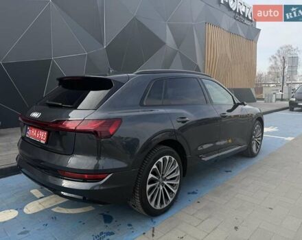 Ауди E-Tron, объемом двигателя 0 л и пробегом 106 тыс. км за 29900 $, фото 14 на Automoto.ua