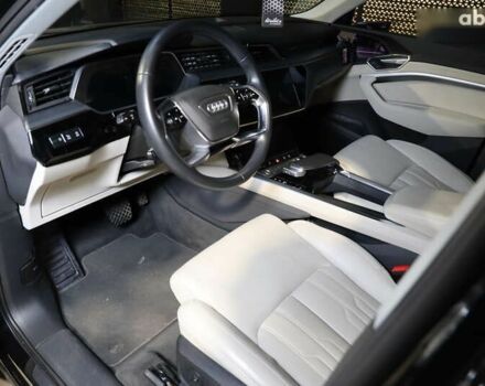 Ауди E-Tron, объемом двигателя 0 л и пробегом 138 тыс. км за 26900 $, фото 14 на Automoto.ua