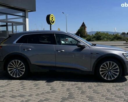 Ауди E-Tron, объемом двигателя 0 л и пробегом 174 тыс. км за 29200 $, фото 7 на Automoto.ua