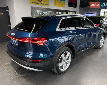 Ауди E-Tron, объемом двигателя 0 л и пробегом 299 тыс. км за 23490 $, фото 20 на Automoto.ua