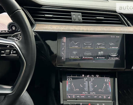 Ауді E-Tron, об'ємом двигуна 0 л та пробігом 46 тис. км за 33500 $, фото 2 на Automoto.ua