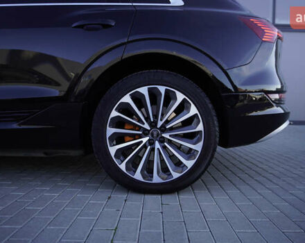 Ауди E-Tron, объемом двигателя 0 л и пробегом 64 тыс. км за 31800 $, фото 25 на Automoto.ua