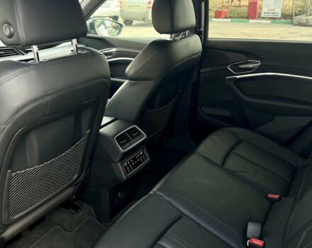 Ауди E-Tron, объемом двигателя 0 л и пробегом 67 тыс. км за 34999 $, фото 36 на Automoto.ua