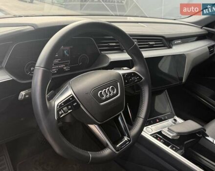 Ауди E-Tron, объемом двигателя 0 л и пробегом 106 тыс. км за 29900 $, фото 19 на Automoto.ua