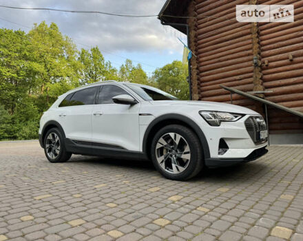 Ауді E-Tron, об'ємом двигуна 0 л та пробігом 62 тис. км за 32700 $, фото 7 на Automoto.ua