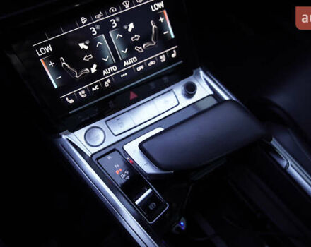 Ауди E-Tron, объемом двигателя 0 л и пробегом 64 тыс. км за 31800 $, фото 12 на Automoto.ua