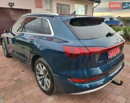 Ауди E-Tron, объемом двигателя 0 л и пробегом 95 тыс. км за 37000 $, фото 16 на Automoto.ua