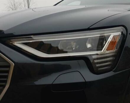 Ауди E-Tron, объемом двигателя 0 л и пробегом 15 тыс. км за 47200 $, фото 17 на Automoto.ua