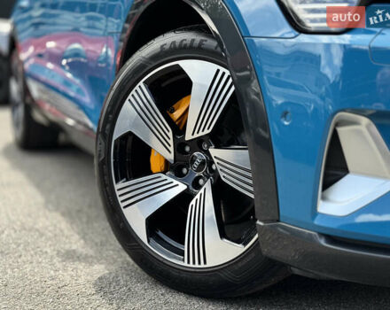 Ауди E-Tron, объемом двигателя 0 л и пробегом 33 тыс. км за 46000 $, фото 3 на Automoto.ua