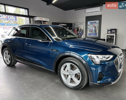 Ауди E-Tron, объемом двигателя 0 л и пробегом 299 тыс. км за 23490 $, фото 5 на Automoto.ua