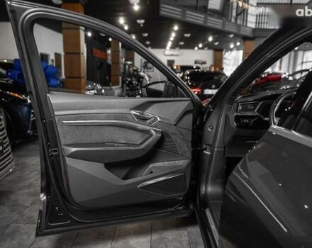 Ауді E-Tron, об'ємом двигуна 0 л та пробігом 61 тис. км за 39900 $, фото 28 на Automoto.ua
