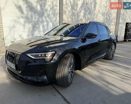 Ауді E-Tron, об'ємом двигуна 0 л та пробігом 42 тис. км за 30500 $, фото 1 на Automoto.ua