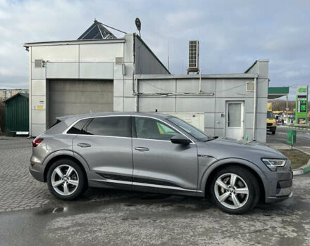 Ауди E-Tron, объемом двигателя 0 л и пробегом 67 тыс. км за 34999 $, фото 20 на Automoto.ua