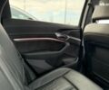 Ауди E-Tron, объемом двигателя 0 л и пробегом 109 тыс. км за 29888 $, фото 22 на Automoto.ua