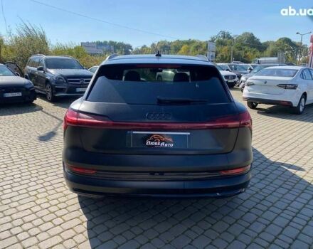 Ауди E-Tron, объемом двигателя 0 л и пробегом 81 тыс. км за 34950 $, фото 7 на Automoto.ua
