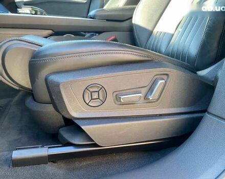 Ауди E-Tron, объемом двигателя 0 л и пробегом 66 тыс. км за 32900 $, фото 21 на Automoto.ua