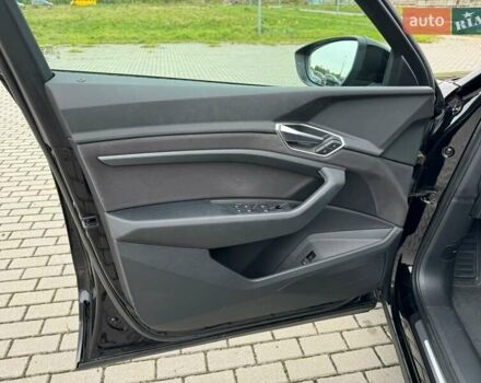 Ауді E-Tron, об'ємом двигуна 0 л та пробігом 133 тис. км за 25450 $, фото 25 на Automoto.ua