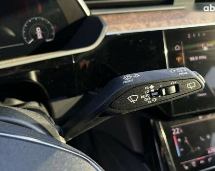 Ауди E-Tron, объемом двигателя 0 л и пробегом 64 тыс. км за 33990 $, фото 26 на Automoto.ua