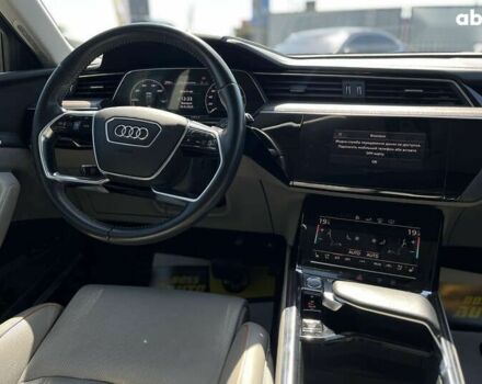 Ауди E-Tron, объемом двигателя 0 л и пробегом 174 тыс. км за 29200 $, фото 9 на Automoto.ua
