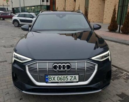 Ауди E-Tron, объемом двигателя 0 л и пробегом 15 тыс. км за 47200 $, фото 5 на Automoto.ua