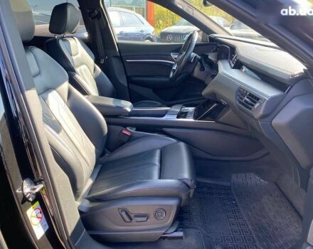 Ауди E-Tron, объемом двигателя 0 л и пробегом 81 тыс. км за 34950 $, фото 29 на Automoto.ua