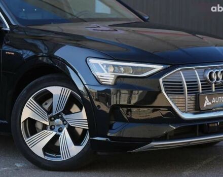 Ауди E-Tron, объемом двигателя 0 л и пробегом 140 тыс. км за 31900 $, фото 3 на Automoto.ua