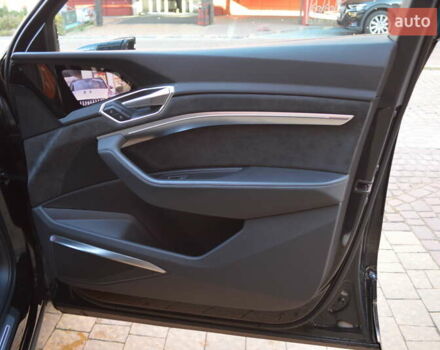 Ауди E-Tron, объемом двигателя 0 л и пробегом 59 тыс. км за 35900 $, фото 49 на Automoto.ua