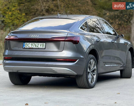 Ауди E-Tron, объемом двигателя 0 л и пробегом 81 тыс. км за 34999 $, фото 23 на Automoto.ua