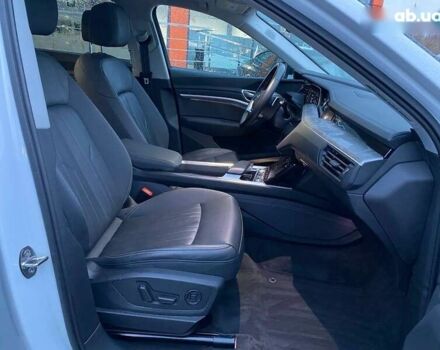 Ауді E-Tron, об'ємом двигуна 0 л та пробігом 55 тис. км за 29400 $, фото 24 на Automoto.ua