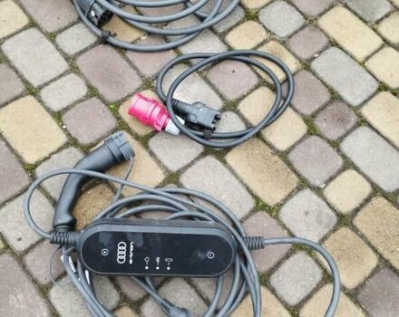 Ауди E-Tron, объемом двигателя 0 л и пробегом 147 тыс. км за 25900 $, фото 27 на Automoto.ua