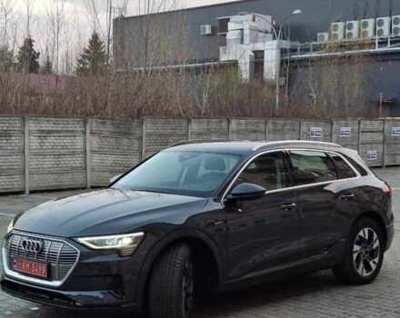 Ауді E-Tron 2020 у Ужгороді на Automoto.ua Ауді E-Tron, об'ємом двигуна 0 л та пробігом 61 тис. км за 27200 $, фото 4 на Automoto.ua