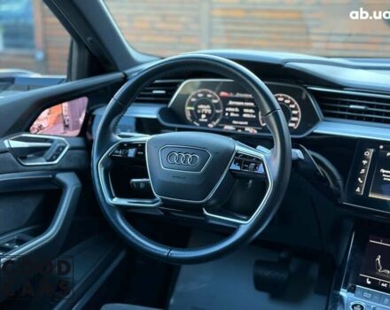 Ауди E-Tron, объемом двигателя 0 л и пробегом 43 тыс. км за 34000 $, фото 21 на Automoto.ua