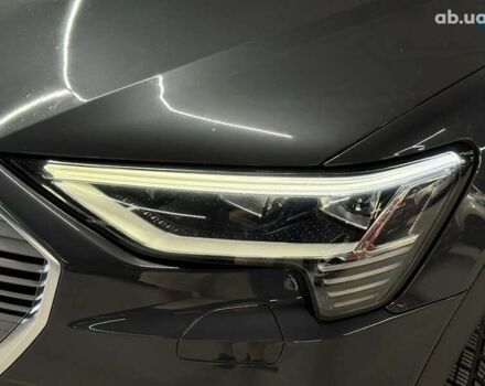 Ауди E-Tron, объемом двигателя 0 л и пробегом 207 тыс. км за 19600 $, фото 4 на Automoto.ua