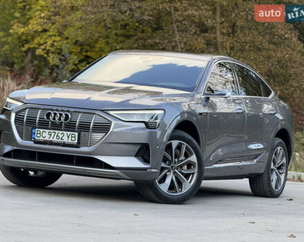 Ауди E-Tron, объемом двигателя 0 л и пробегом 81 тыс. км за 34999 $, фото 7 на Automoto.ua