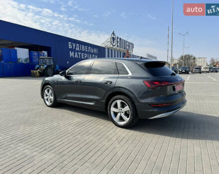Ауди E-Tron, объемом двигателя 0 л и пробегом 144 тыс. км за 25500 $, фото 55 на Automoto.ua