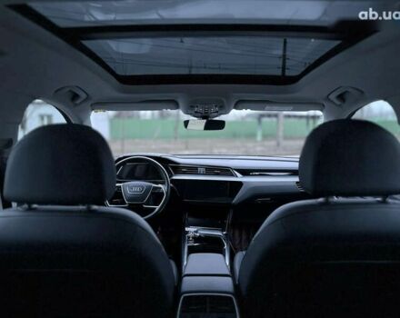 Ауди E-Tron, объемом двигателя 0 л и пробегом 169 тыс. км за 22899 $, фото 9 на Automoto.ua