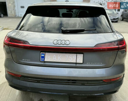 Ауди E-Tron, объемом двигателя 0 л и пробегом 80 тыс. км за 27999 $, фото 43 на Automoto.ua