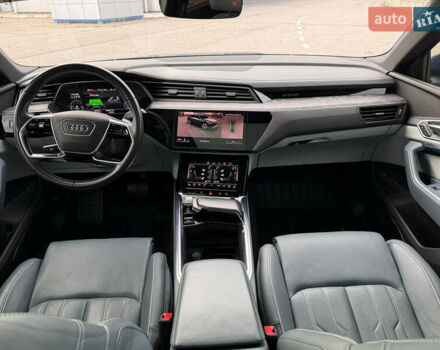 Ауди E-Tron, объемом двигателя 0 л и пробегом 83 тыс. км за 39000 $, фото 26 на Automoto.ua